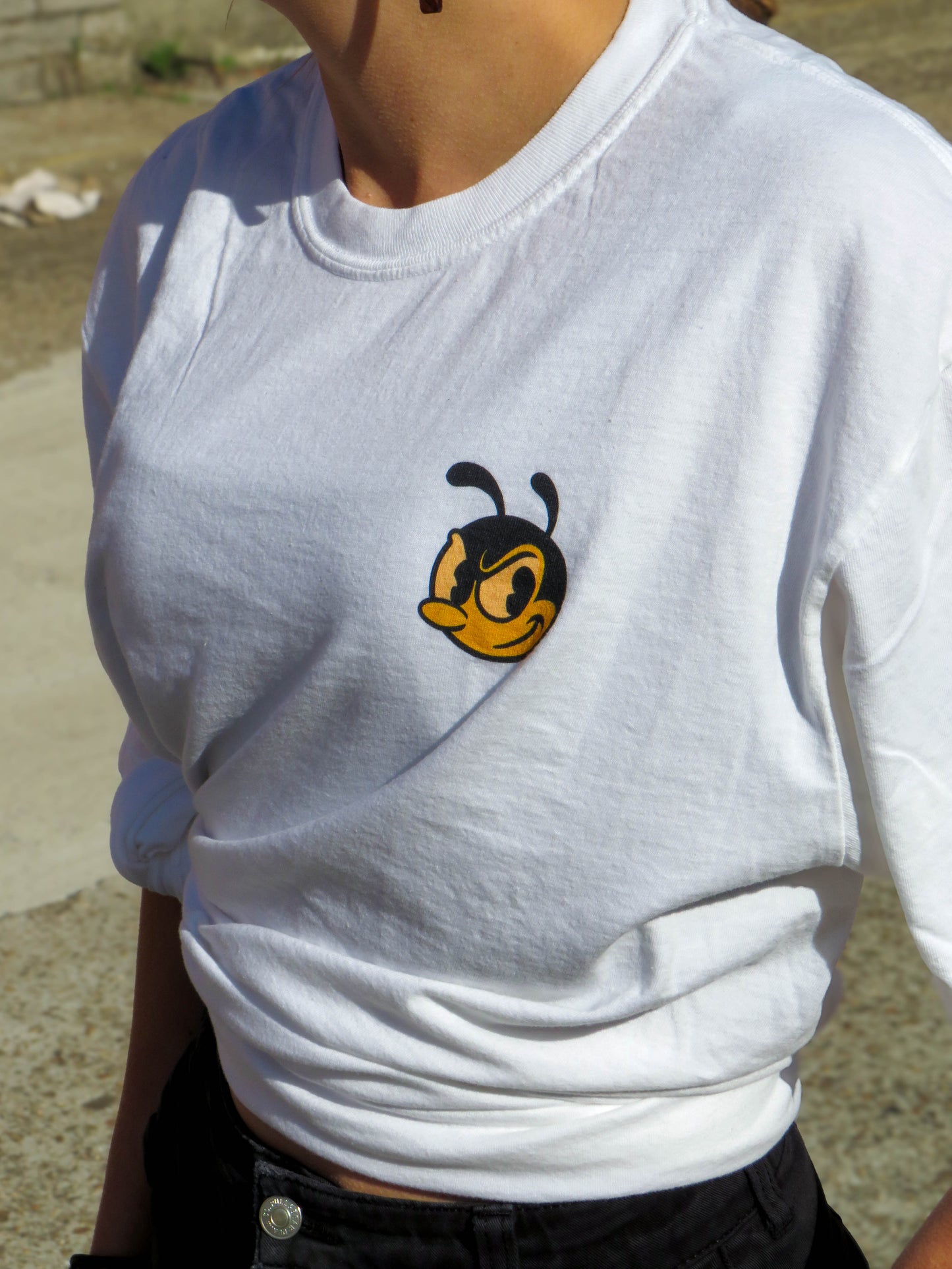 "Sting Like a Bee" - Unisex t-shirt