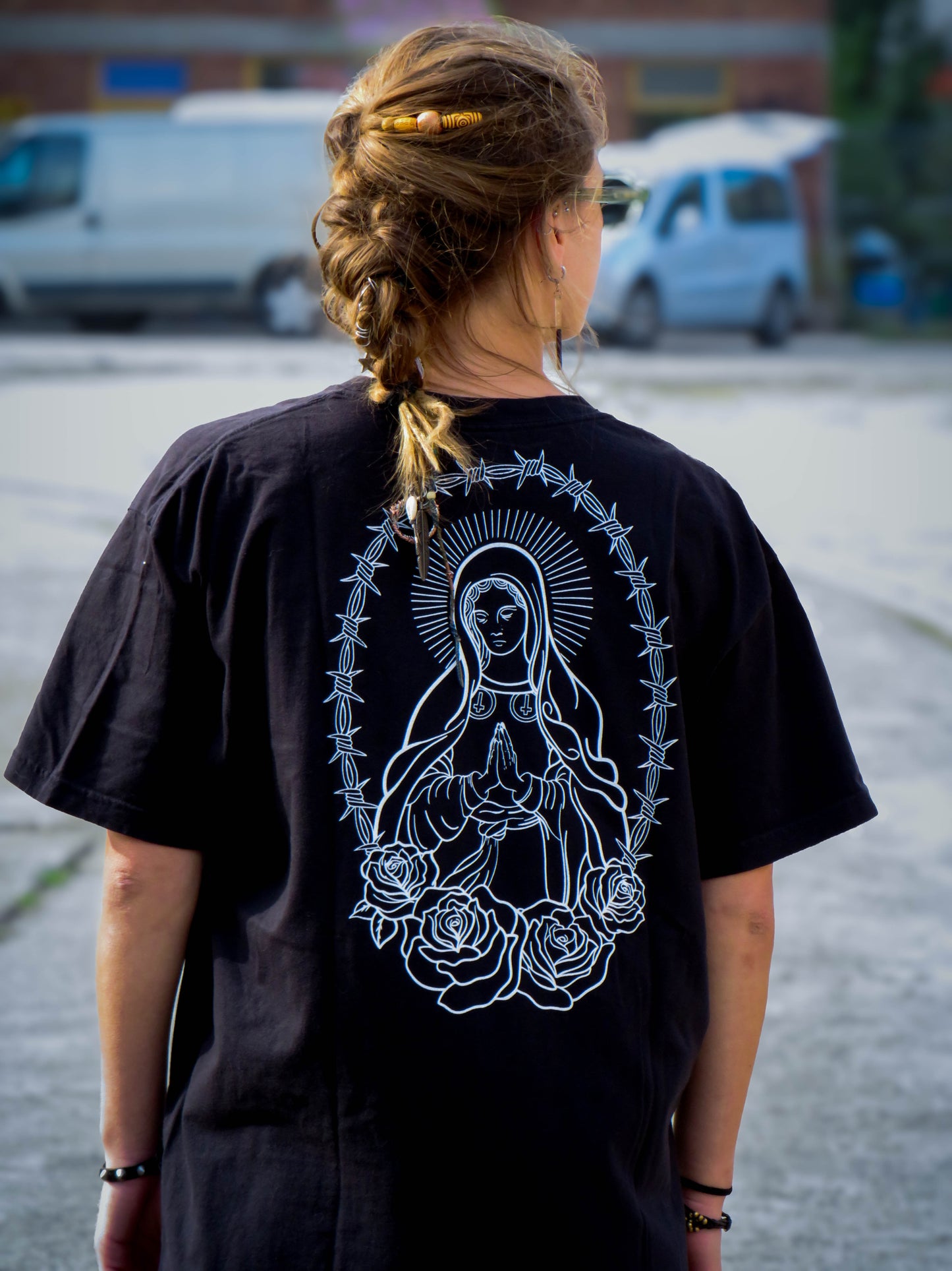 "Mary" - Unisex t-shirt