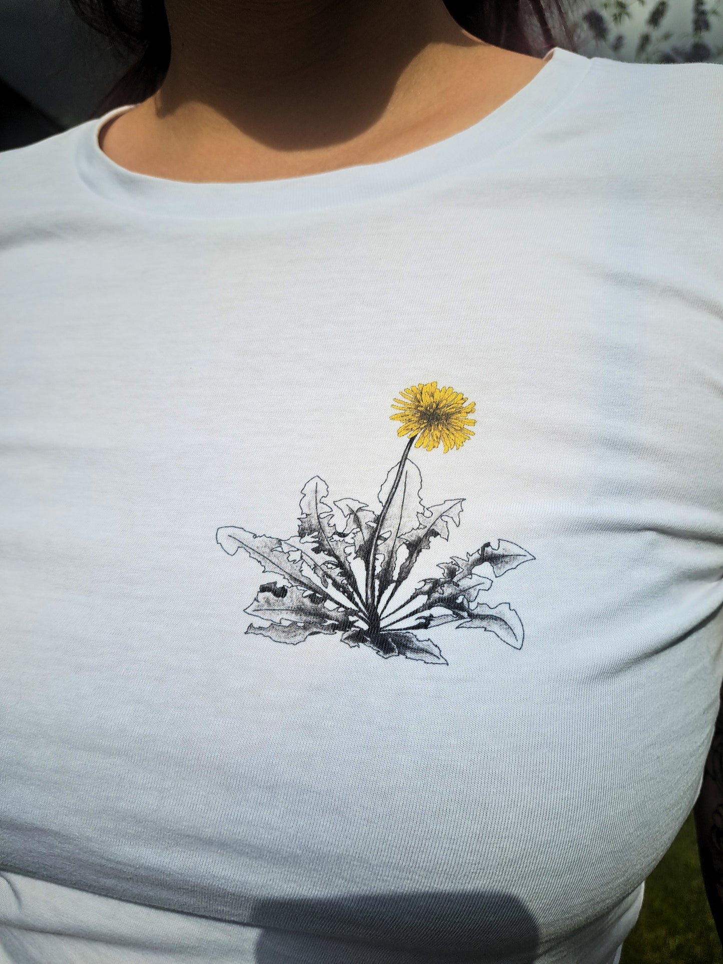 "Dandelion" - Women's T-Shirt